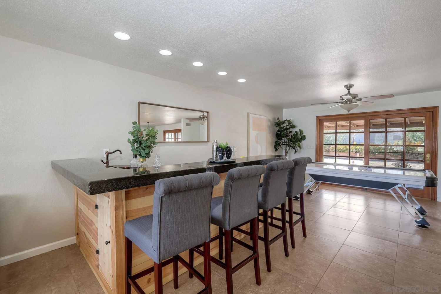 Jamul, CA 91935 (31)