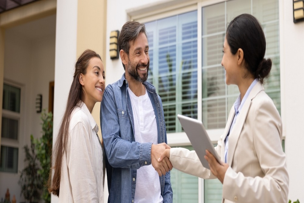 How a Skilled Realtor Can Negotiate Thousands More for Your Home