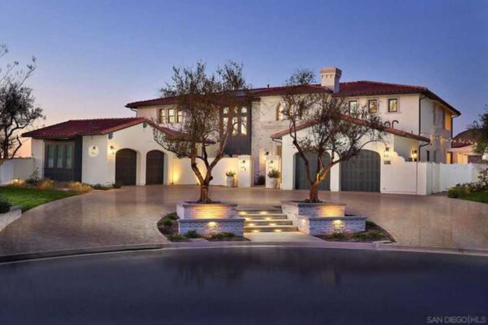 How Luxury Home Features Affect Resale Value